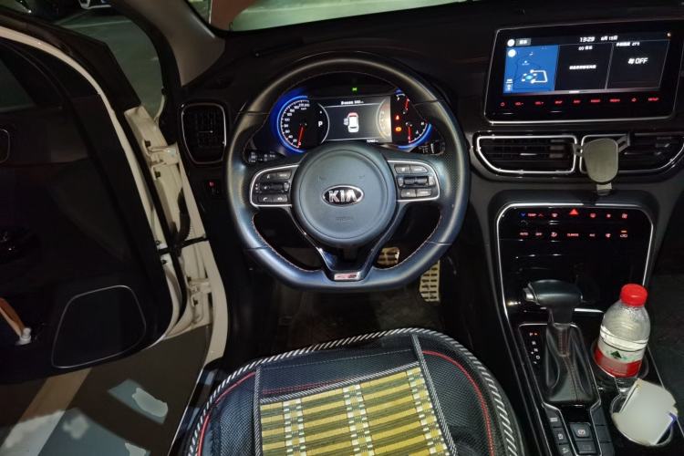 Used Kia KX5 2019 1.6T Automatic Two-Wheel Drive Luxury Edition
