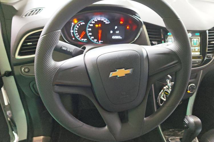 Used Chevrolet Trax 2018 330T Automatic Two-Wheel Drive Elite Model
