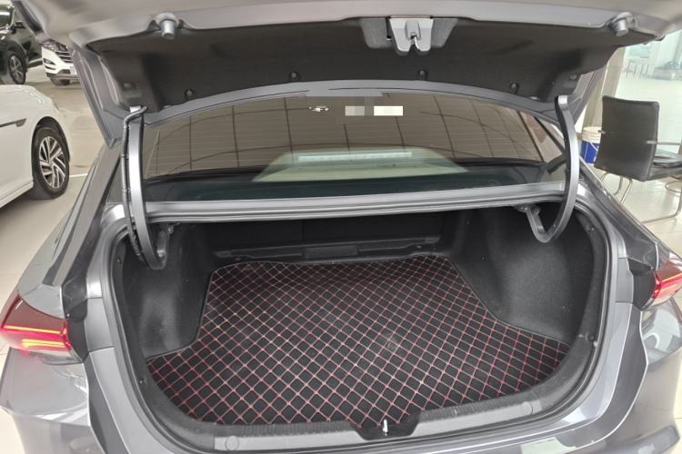 Used GAC Trumpchi EMPOW 2021 270T DCT J16 Version