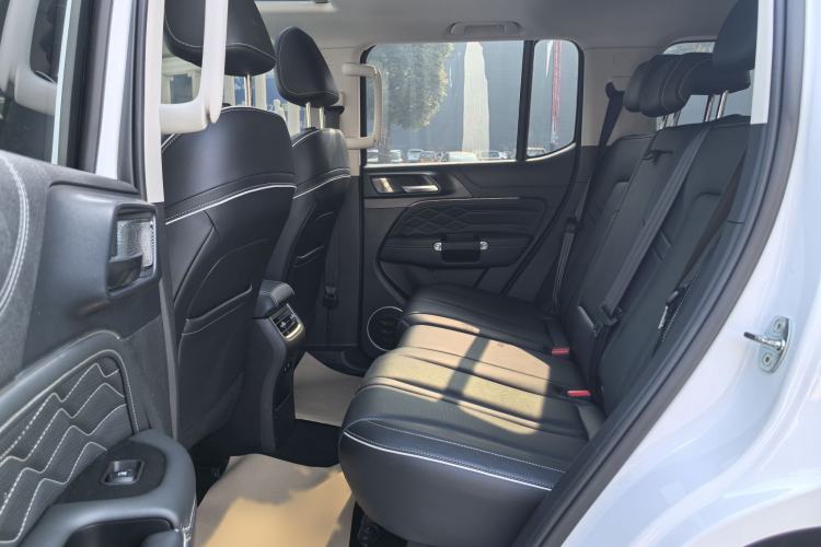 Used Tank 300 2021 City Edition 2.0T—Truly Stylish
