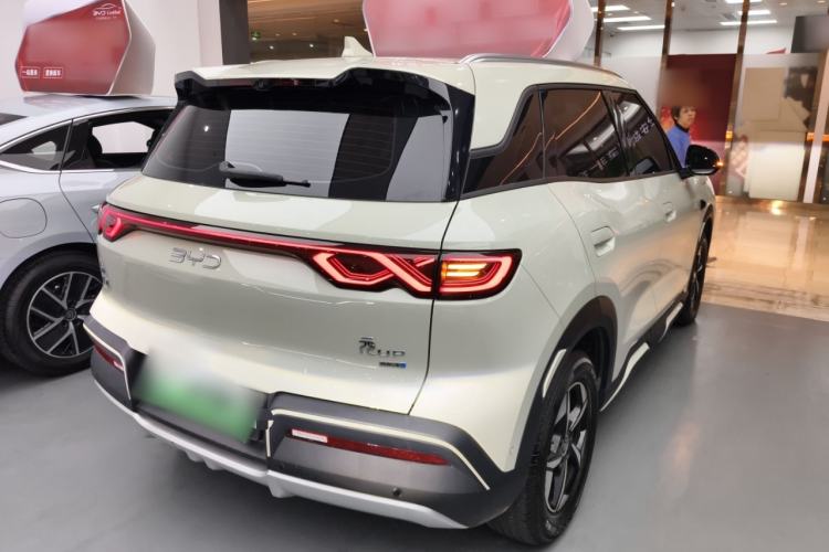 Used BYD Yuan UP 2025 Intelligent Driving Version 401 km Beyond-Range Edition