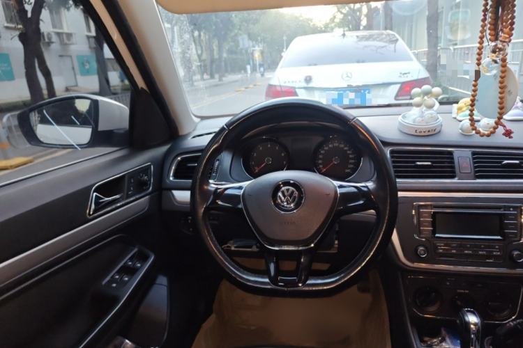 Used Volkswagen Gran Lavida 2015 230TSI DSG Comfort Edition