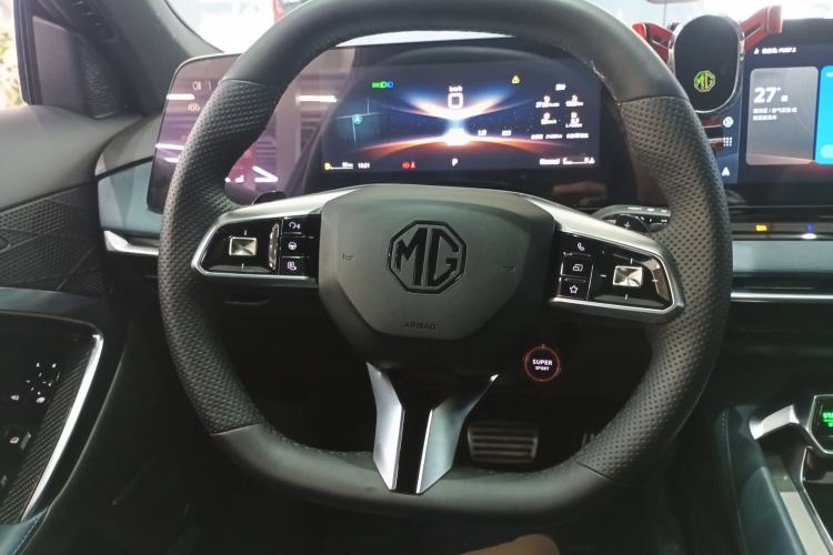 Used MG 7 2023 2.0T Automatic Hunter Luxury Edition
