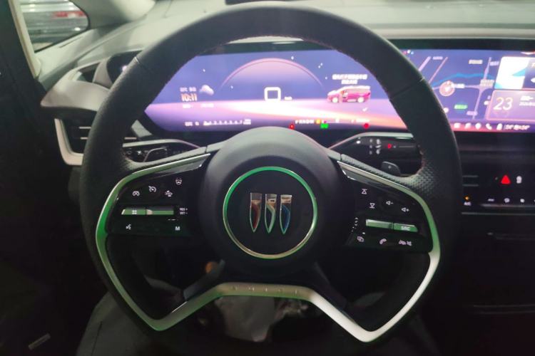 Used Buick Century 2023 2.0T Six-Seater Yinshi Edition
