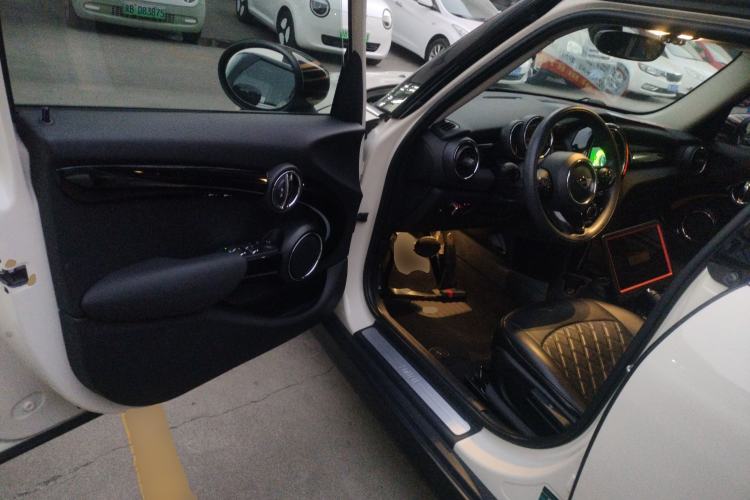 Used  MINI 2019 1.5T ONE PLUS Five-Door Edition
