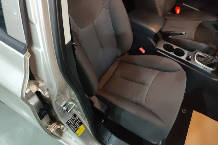 Used Roewe 350 2015 1.5L Automatic Luxury Sunroof Edition
