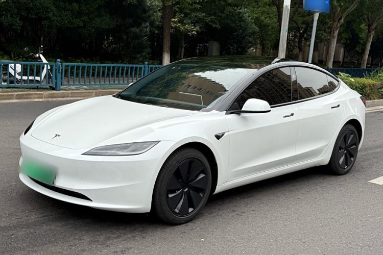 Used Tesla Model 3 2025 Rear-Wheel-Drive Version