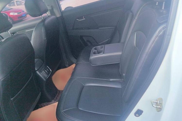 Used Kia Sportage R 2015 2.0L Automatic Two-Wheel Drive DLX Model