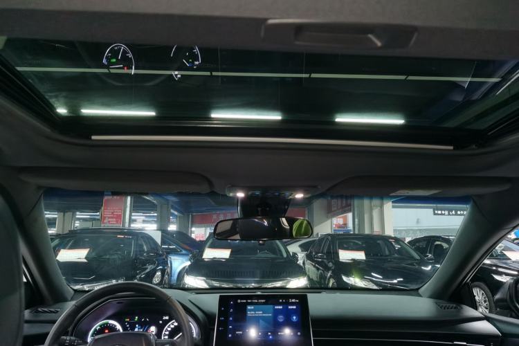 Used Toyota Avalon 2022 Dual-Engine 2.5L Luxury Edition