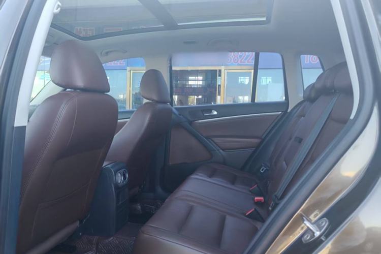 Used Volkswagen Tiguan 2015 1.8TSI Automatic Two-Wheel Drive Luxury Model
