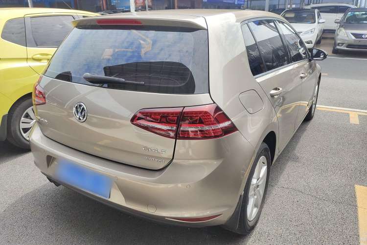 Used Volkswagen Golf 2017 230TSI Automatic Comfort Edition – Celebrating Milestone of One Million Units
