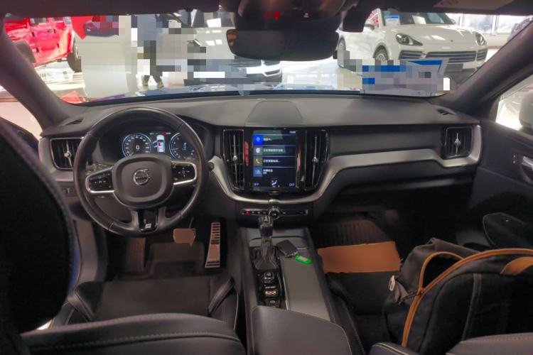 Used Volvo XC60 2018 T5 4x4 Smart & Sporty Edition