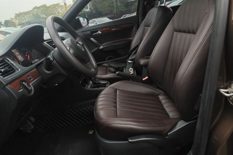 Used Volkswagen Gran Lavida 2013 1.6L Automatic Comfort Model
