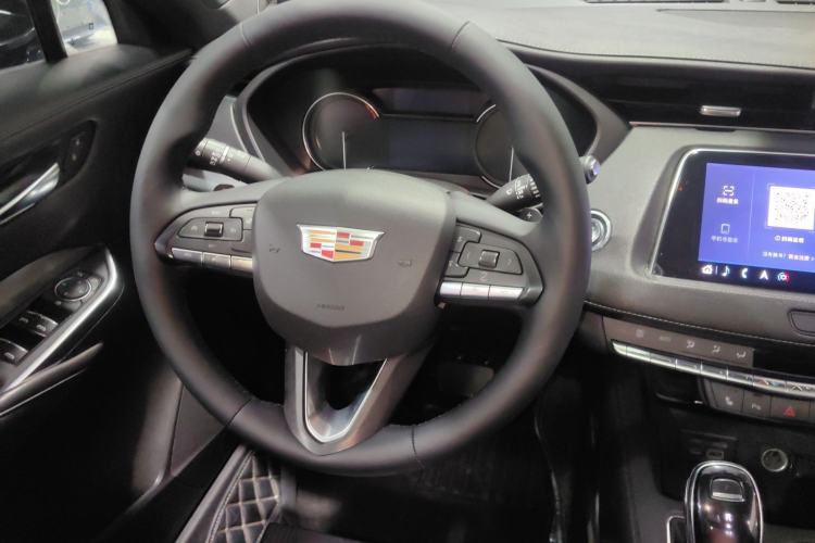 Used Cadillac XT4 2018 28T Two-Wheel Drive Leading Version
