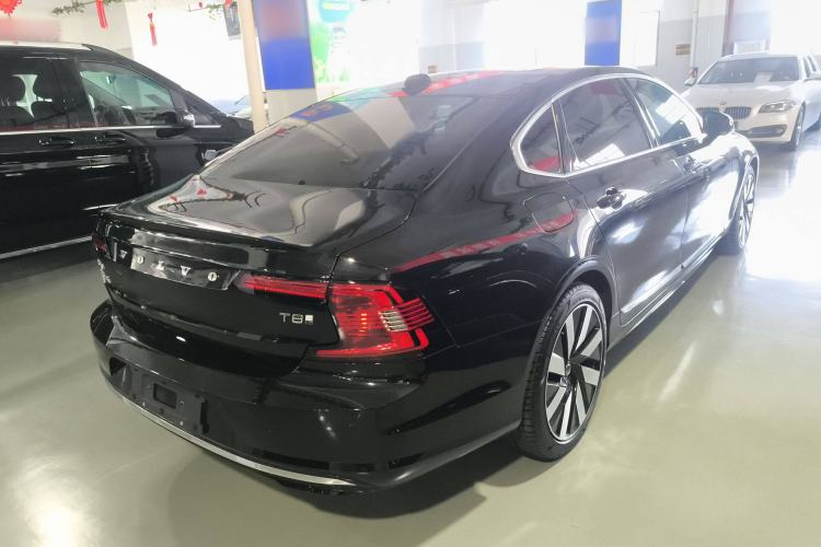 Used Volvo S90 New Energy 2024 Plug-in Hybrid Four-Wheel Drive Long-Range Luxury Smart Edition
