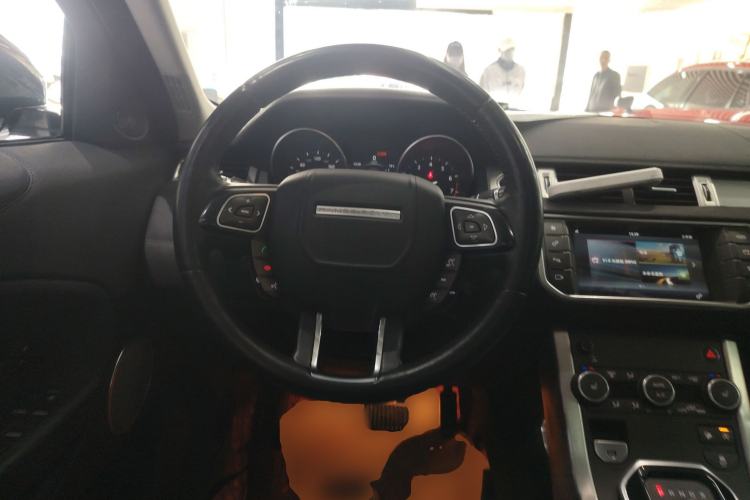 Used Land Rover Range Rover Evoque 2017 2.0T British-Style Prestige Edition
