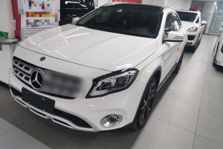 Used Mercedes-Benz GLA 2017 GLA 220 4MATIC Fashion Model