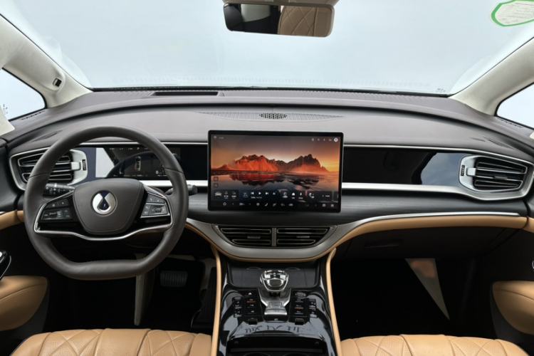 Used Denza D9 2024 DM-i 980 Four-Wheel Drive Flagship Model