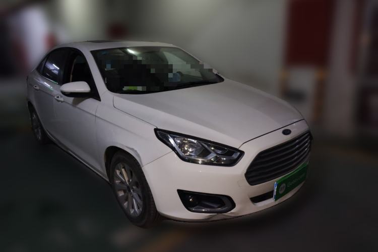 Used Ford Escort 2015 1.5L Manual Fashion Edition
