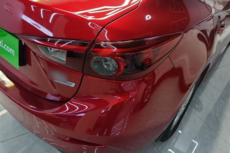 Used Mazda Mazda 3 Axela 2017 Sedan 1.5L Automatic Luxury Model Emission Standard China V
