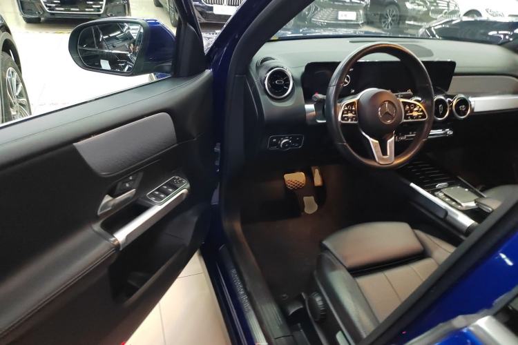 Used Mercedes-Benz GLB 2022 Second Facelift GLB 200 Fashion Edition