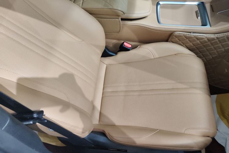 Used  L7 2025 EM-i 115km Exploration+ Edition