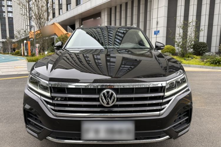 Used Volkswagen Touareg 2020 2.0 TSI RuiShang Edition China VI Standard
