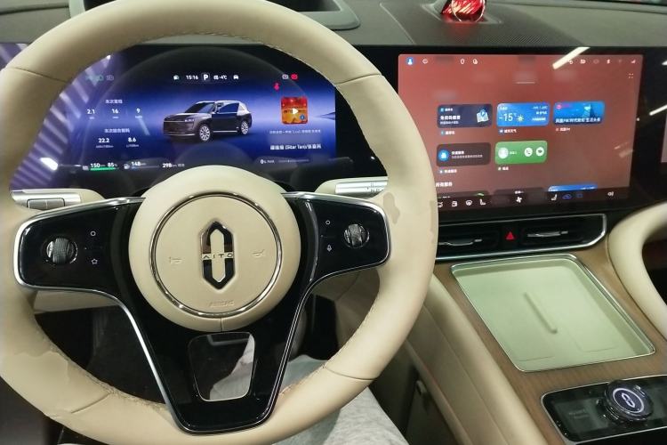 Used Hima AITO M9 2024 Range-Extended Ultra Version 42 kWh 6-Seater Model
