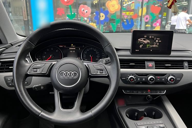 Used Audi A4L 2019 40 TFSI Ambition Version China V
