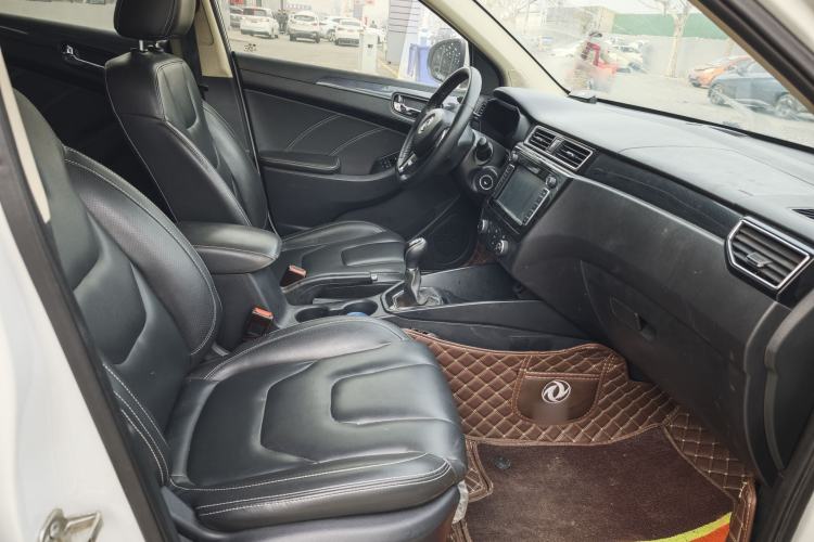 Used Dongfeng Fengon 580 2016 1.8L Manual Comfort Model
