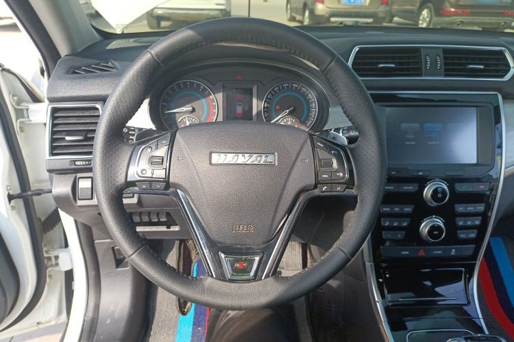 Used Haval H2 2018 Red-Label 1.5T Dual-Clutch Two-Wheel-Drive Elite Model
