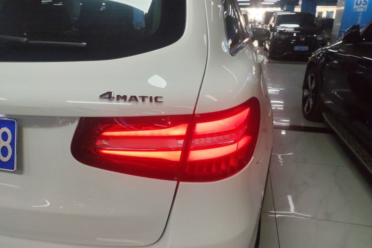 Used Mercedes-Benz GLC 2018 Facelifted GLC 260 4MATIC Dynamic Edition
