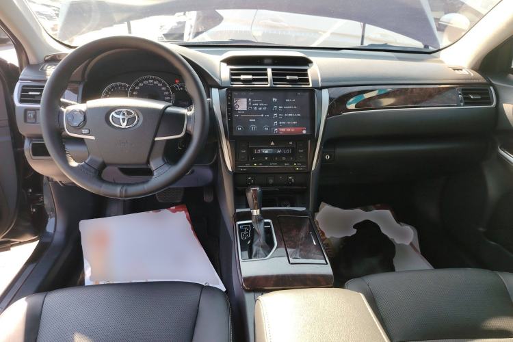 Used Toyota Camry 2016 2.0G 10th Anniversary Leading Edition