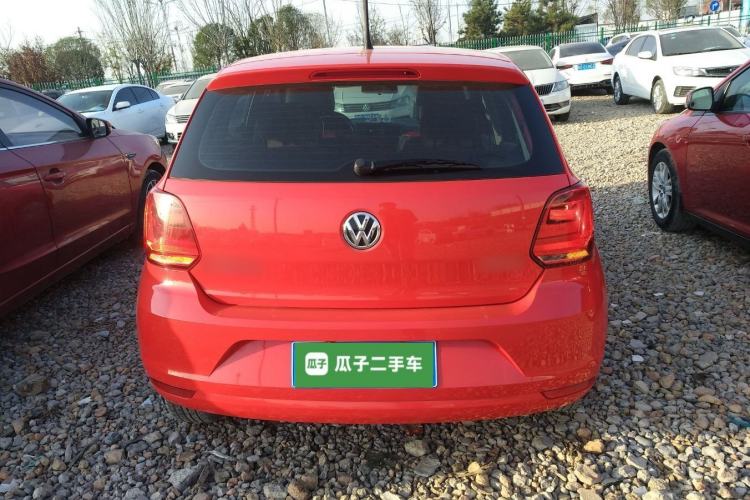 Used Volkswagen Polo 2016 1.4L Manual Fashion Model