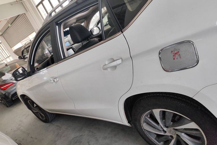 Used BYD Song 2016 2.0TID Automatic Prestige Edition
