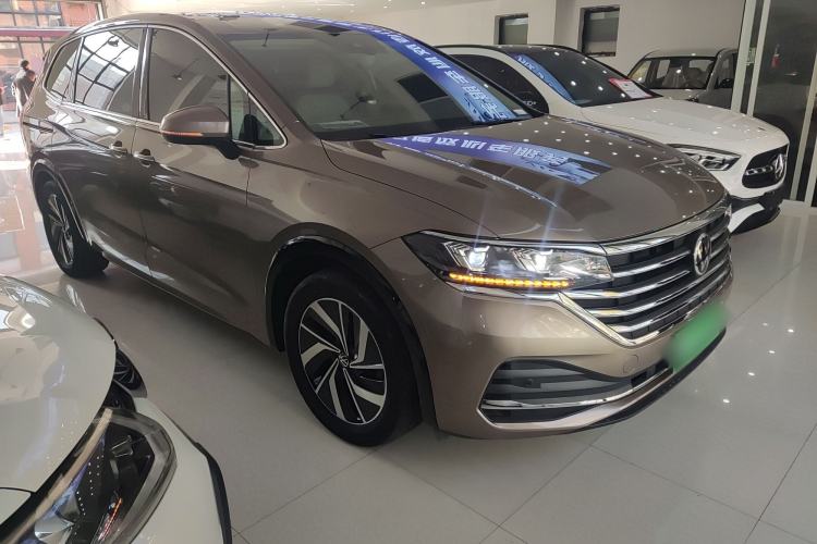 Used Volkswagen Viloran 2023 380TSI Luxury Edition
