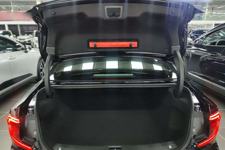 Used Volvo S90 2021 B5 Zhiyi Luxury Edition
