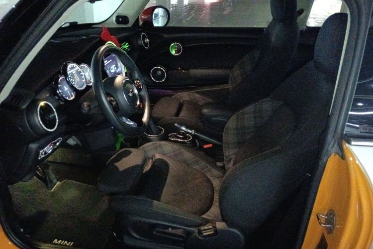 Used  MINI 2016 1.5T COOPER
