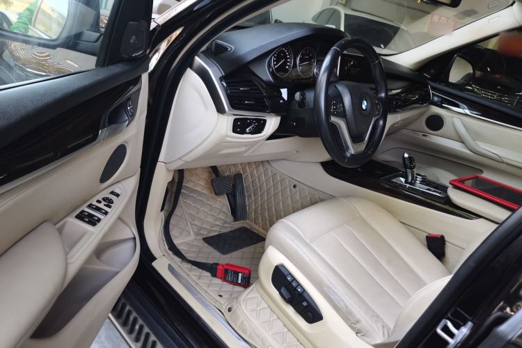 Used BMW X5 2014 xDrive35i Leading Model
