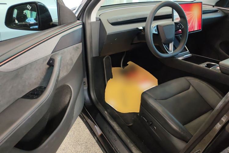 Used Tesla Model Y 2025 Long-Range All-Wheel Drive First Edition
