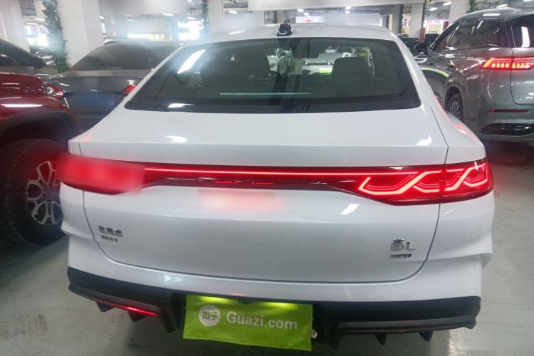 Used BYD Qin L 2025 DM-i Smart Drive 120KM Excellence Model
