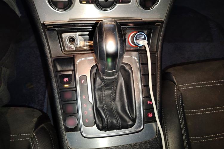 Used Volkswagen FAW-Volkswagen CC 2015 1.8TSI Luxury Model
