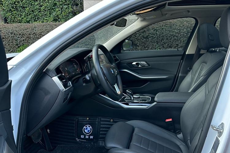 Used BMW 3 Series 2020 325Li First Edition
