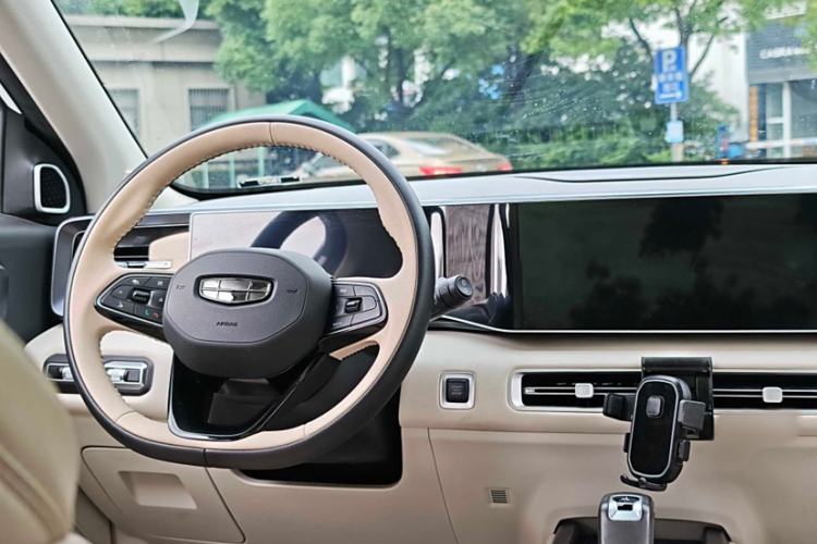 Used Geely Auto icon 2023 1.5TD Chocolate Luxe Edition
