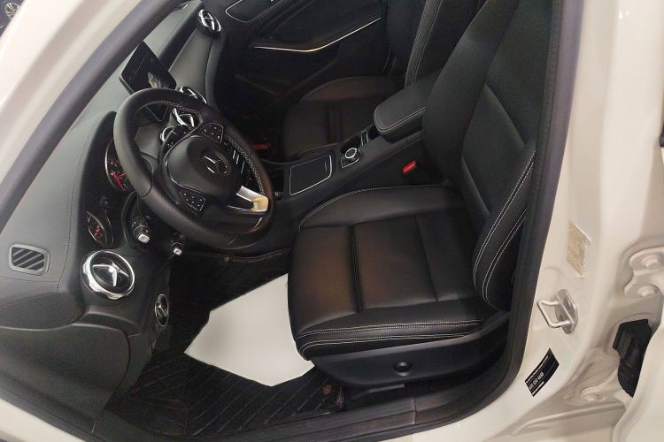 Used Mercedes-Benz GLA 2017 GLA 200 Fashion Model