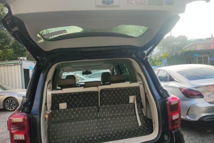 Used GAC Trumpchi GS8 2017 320T Two-Wheel Drive Luxury Smart Connectivity Version (7 Seats)
