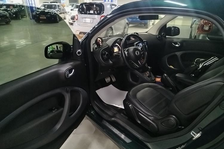 Used smart fortwo 2018 0.9T 66 kW Flowing Green Special Edition China V Standard