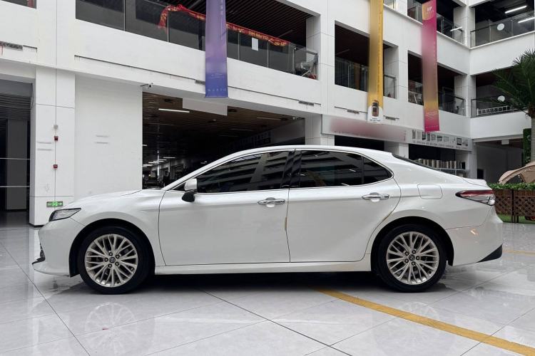 Used Toyota Camry 2018 2.5G Luxury Edition
