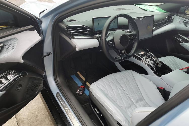 Used BYD Seal 2022 550 km Standard Range Rear-Wheel Drive Elite Version
