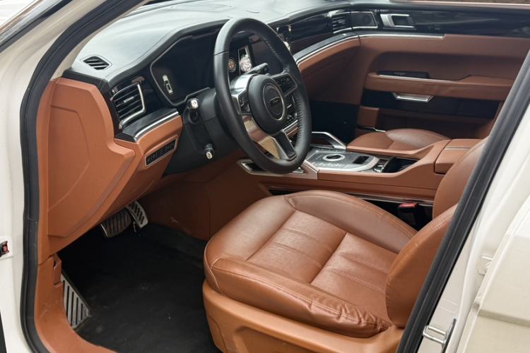 Used Zotye T700 2017 1.8T Dual-Clutch Prestige Model
